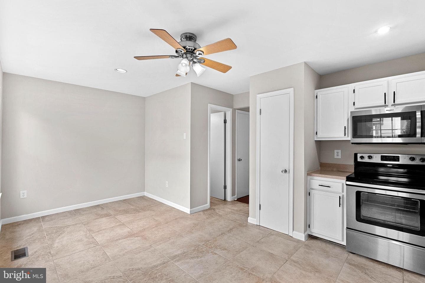 14503 Skipton Court photo 16