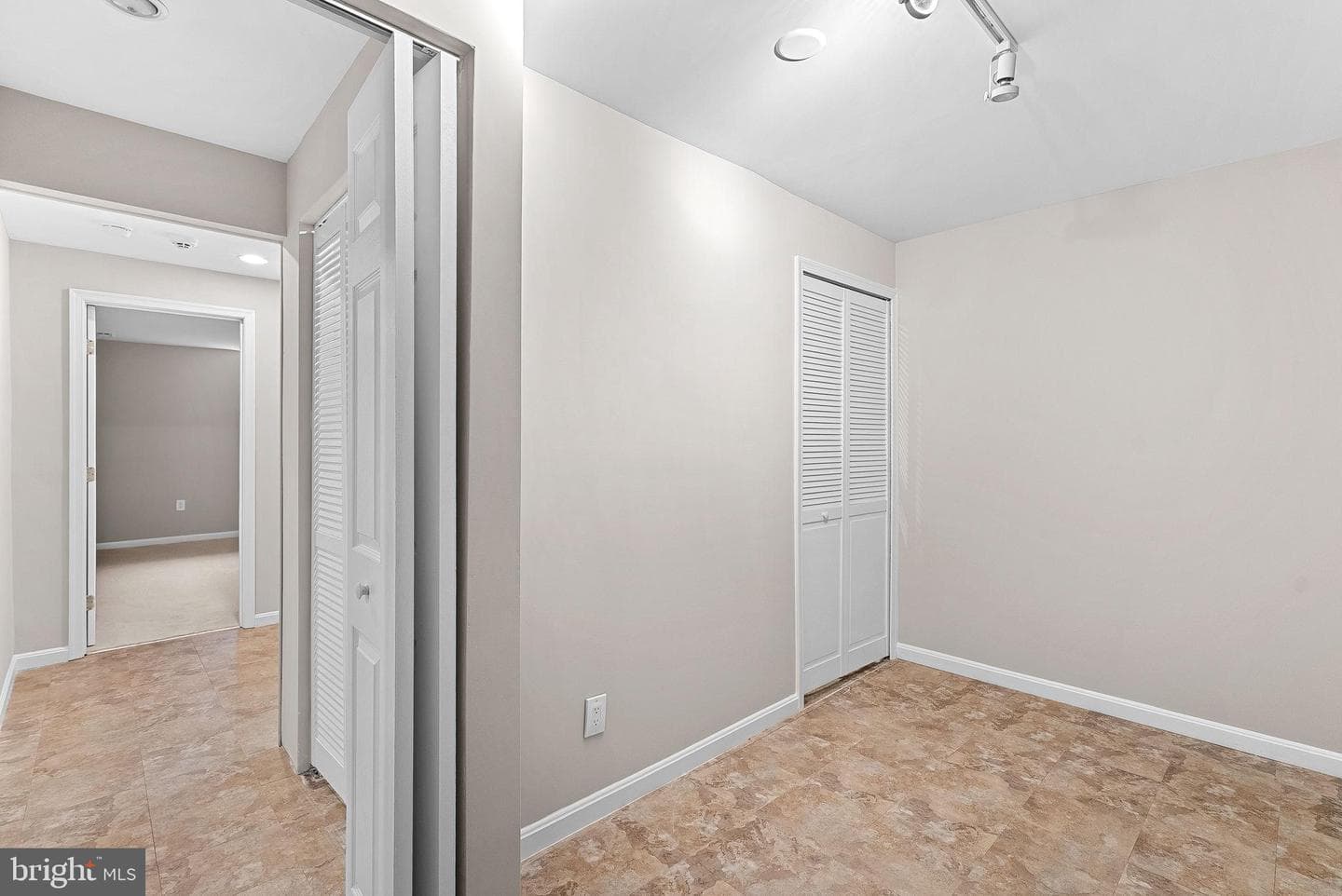 14503 Skipton Court photo 41