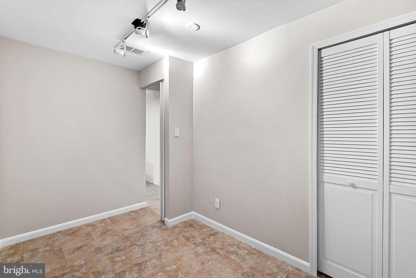 14503 Skipton Court photo 42