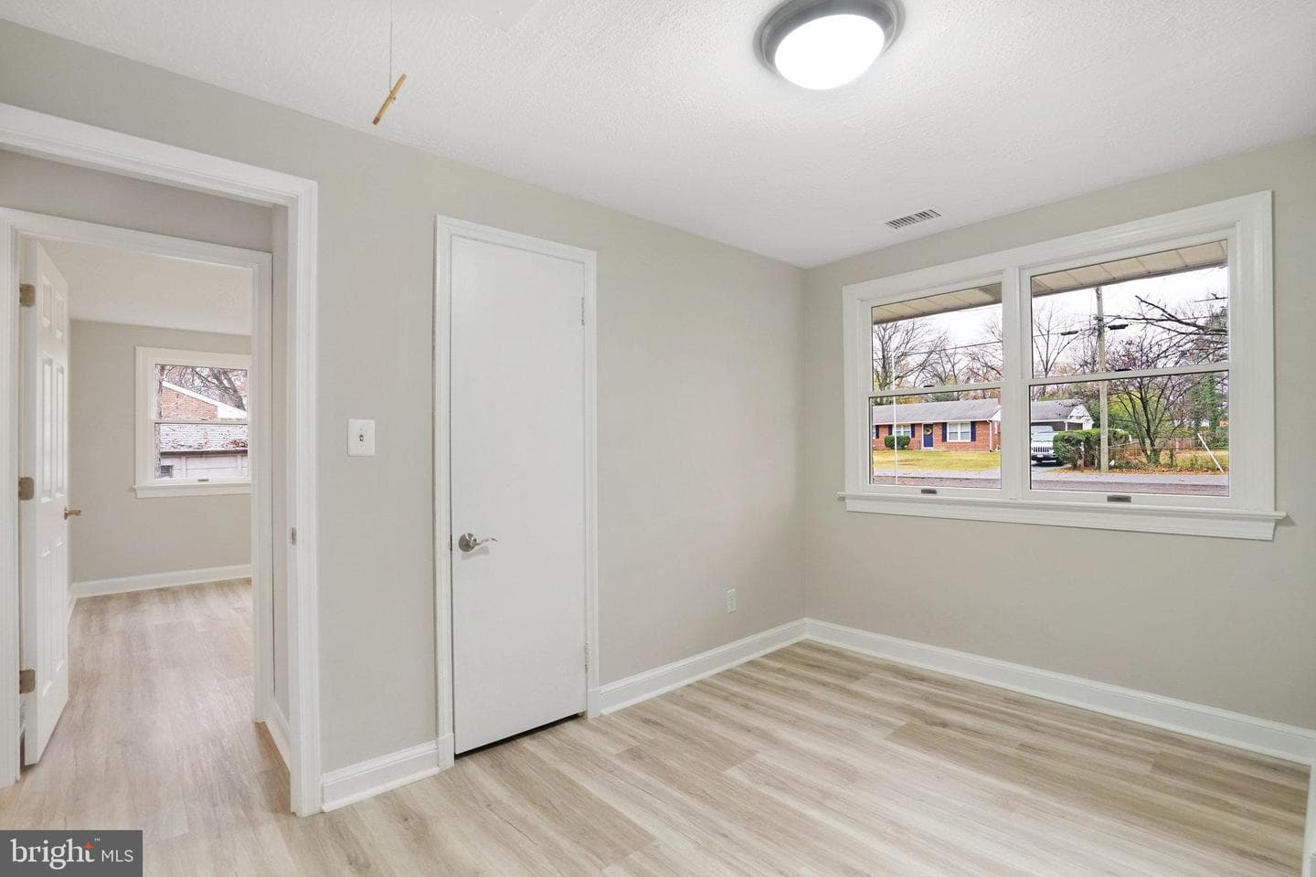 6705 Greenleaf Street photo 17