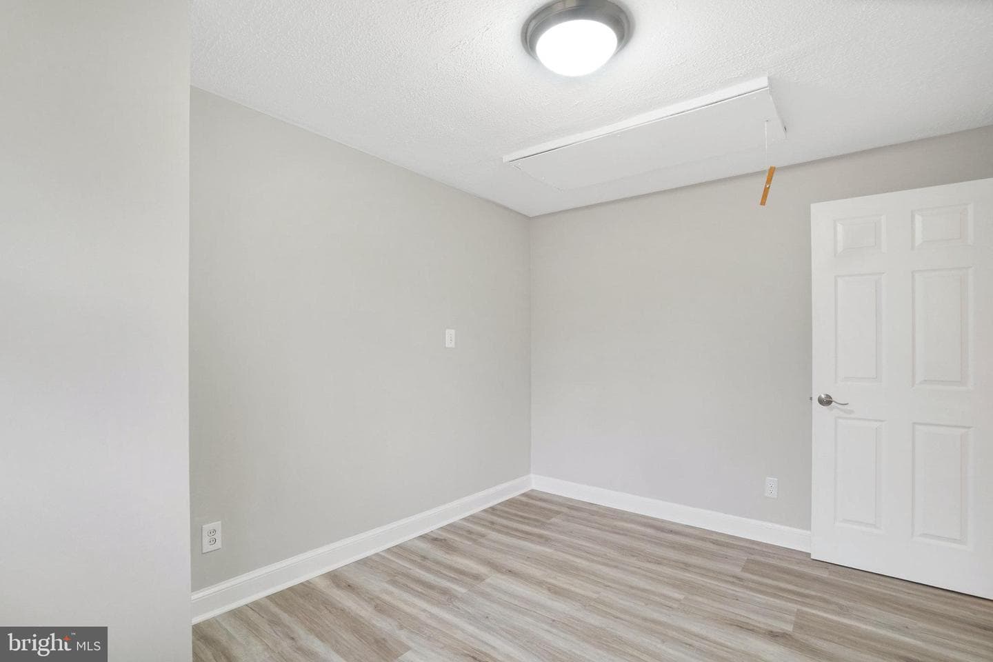 6705 Greenleaf Street photo 19