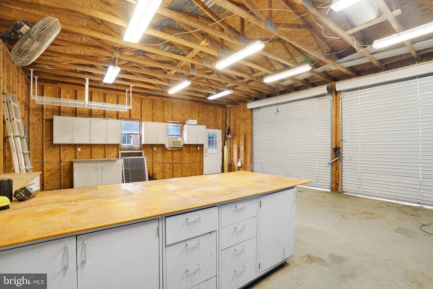 6705 Greenleaf Street photo 29