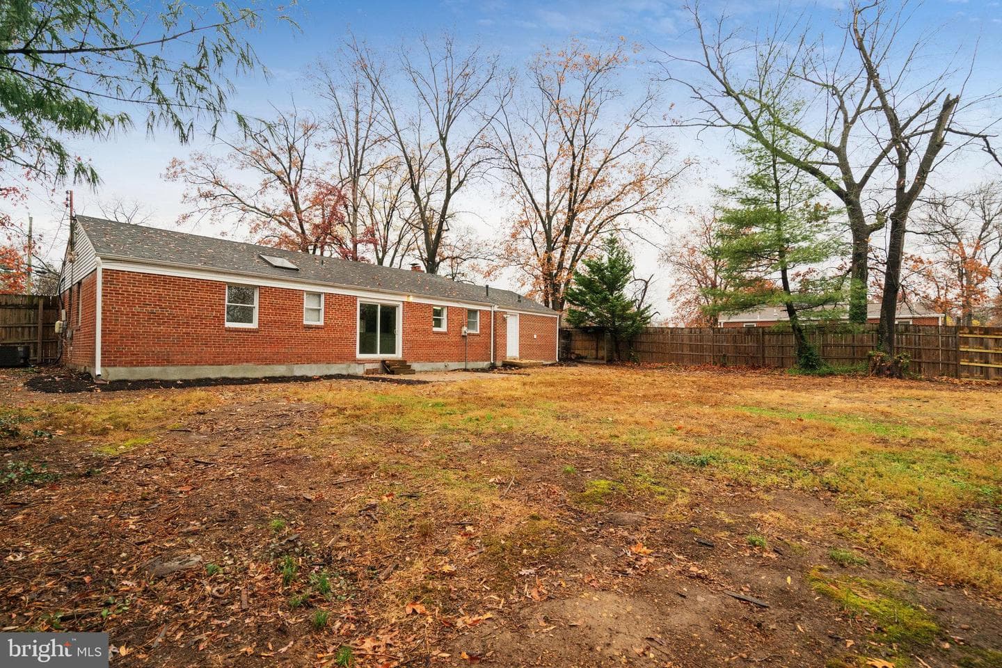 6705 Greenleaf Street photo 33
