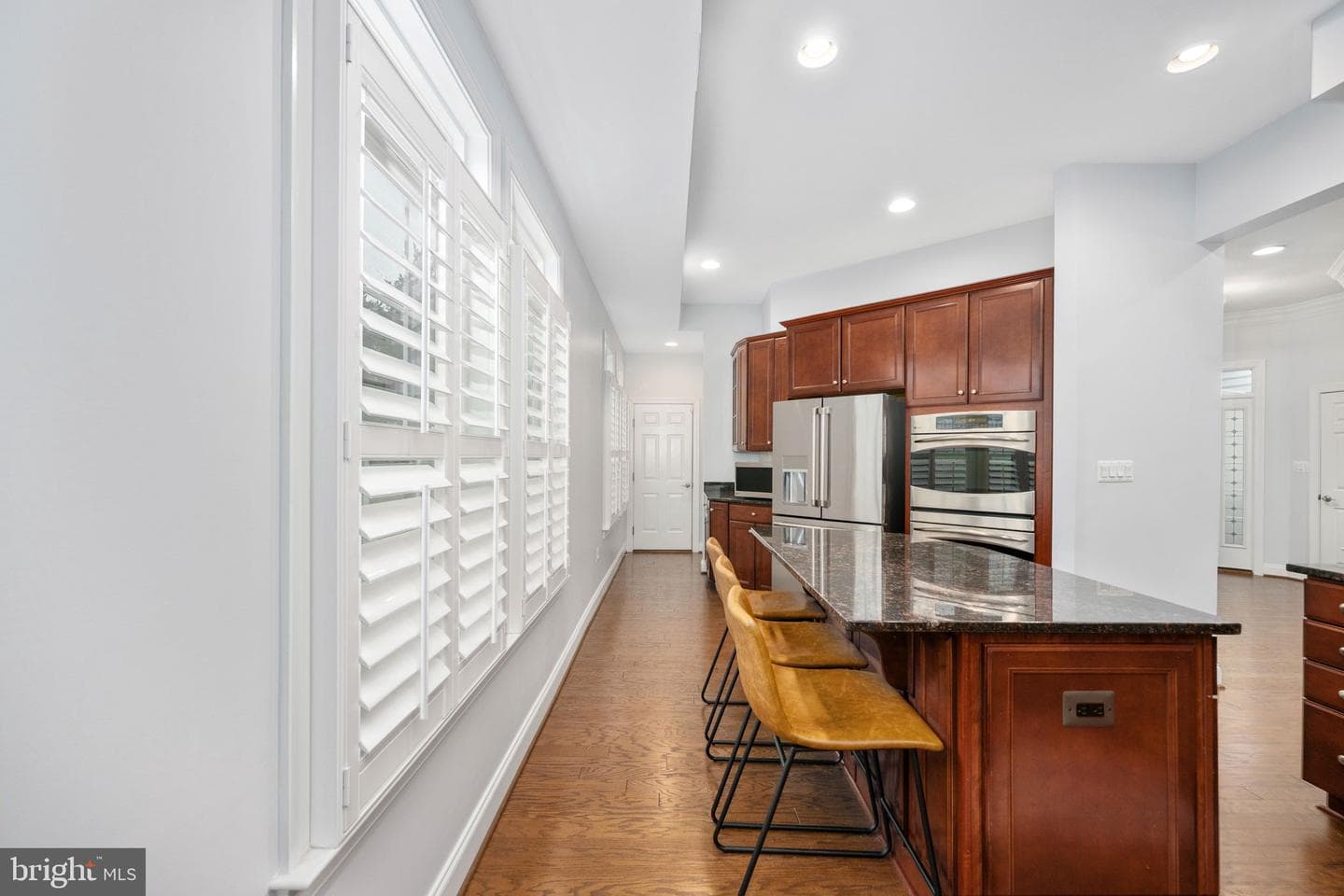 6044 Masondale Road photo 22