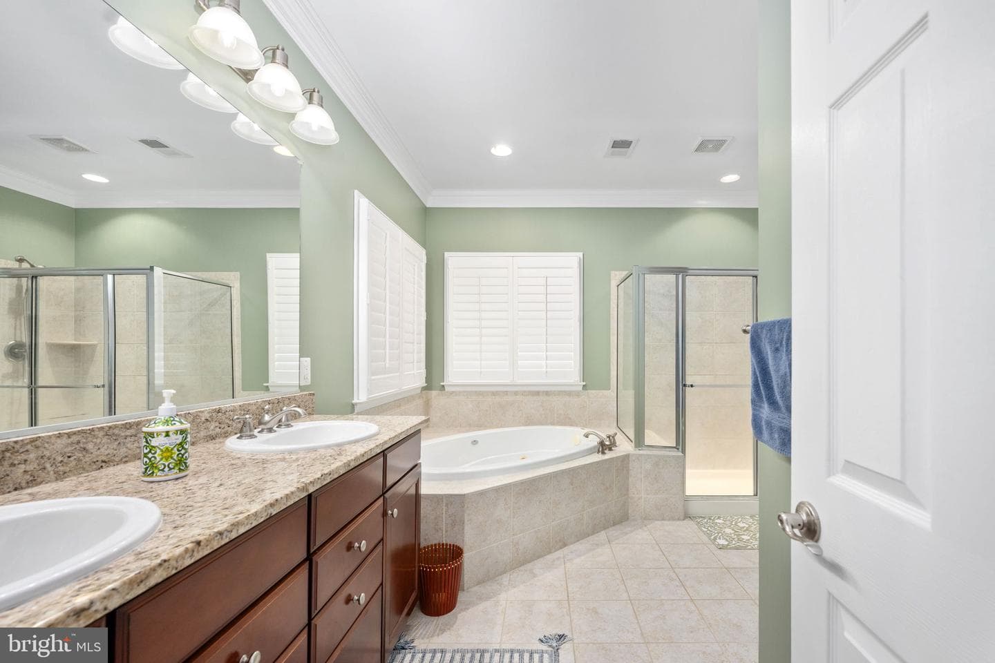 6044 Masondale Road photo 41