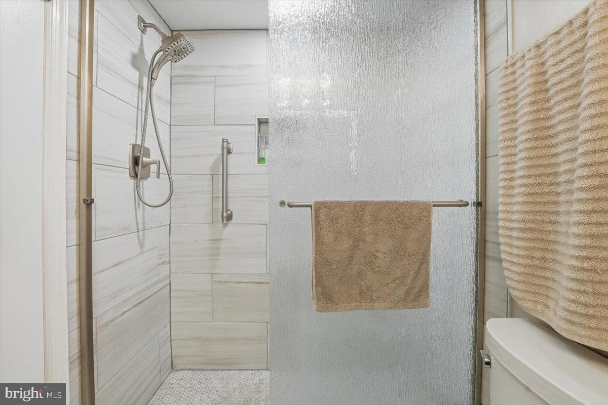 5819 Cove Landing Road #303 photo 16