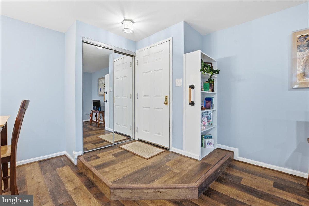 5819 Cove Landing Road #303 photo 2