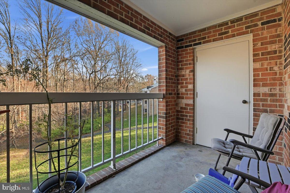 5819 Cove Landing Road #303 photo 22