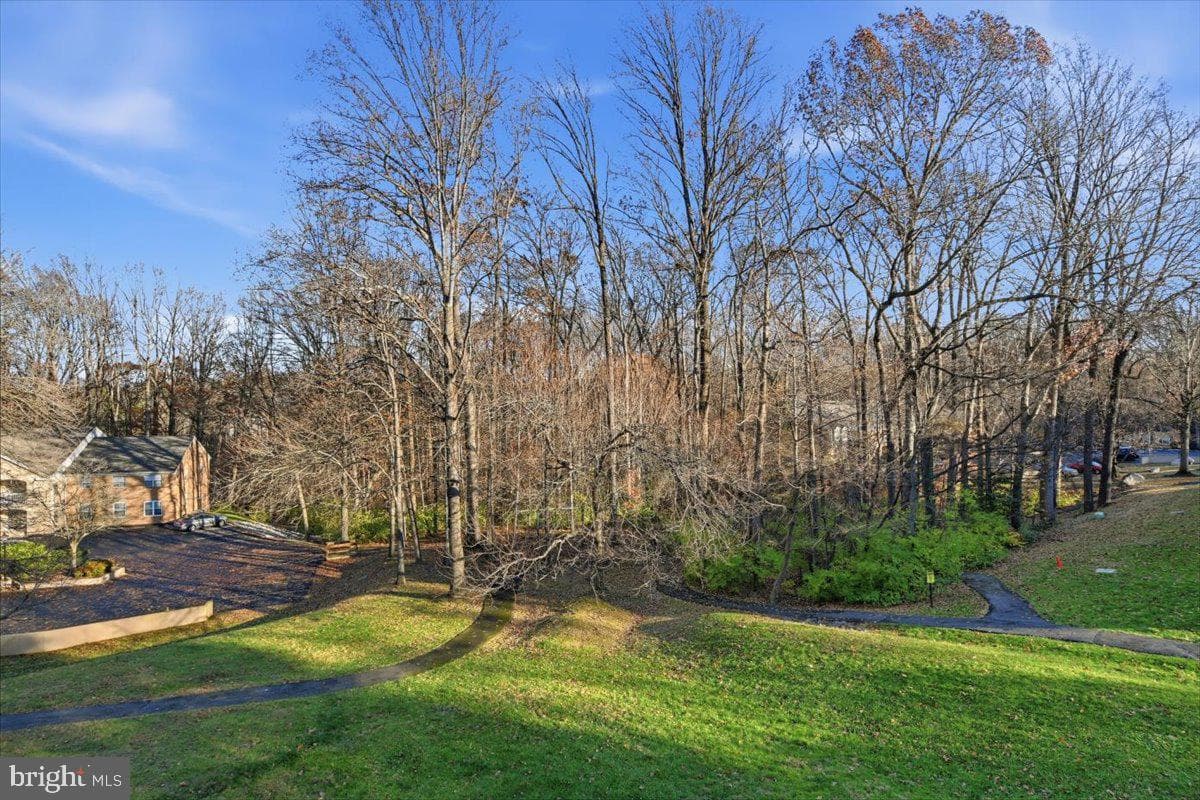 5819 Cove Landing Road #303 photo 23