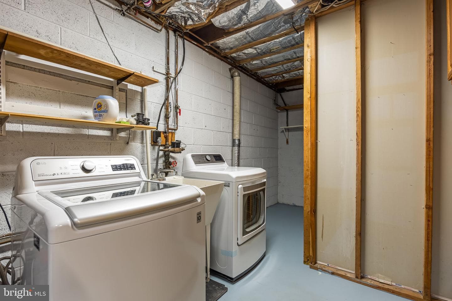 6528 Windham Avenue photo 45