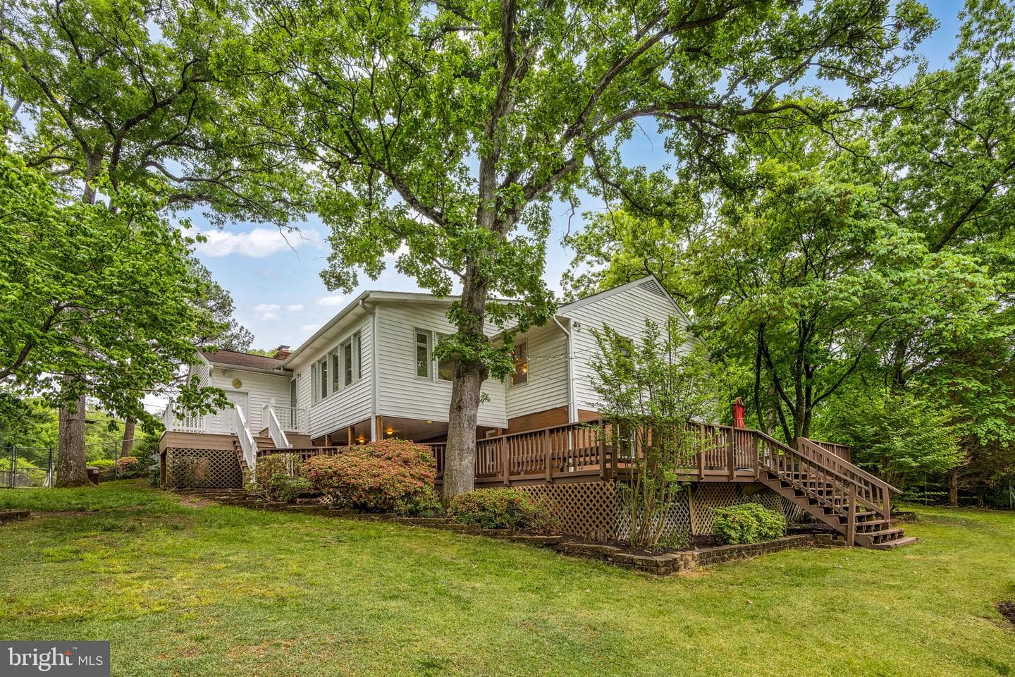 6528 Windham Avenue photo 46