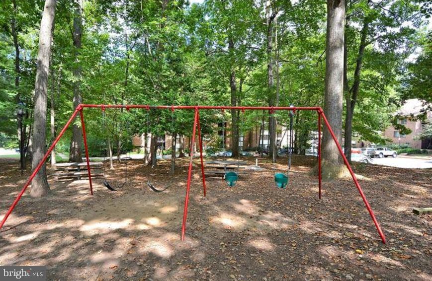 1532 Northgate Square #12a photo 16