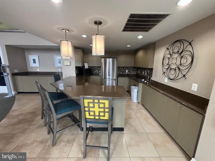 2451 Midtown Avenue #1413 photo 20