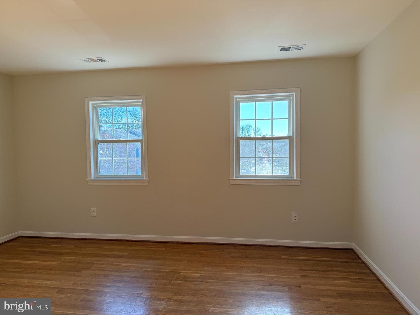 4602 Linmar Court photo 2