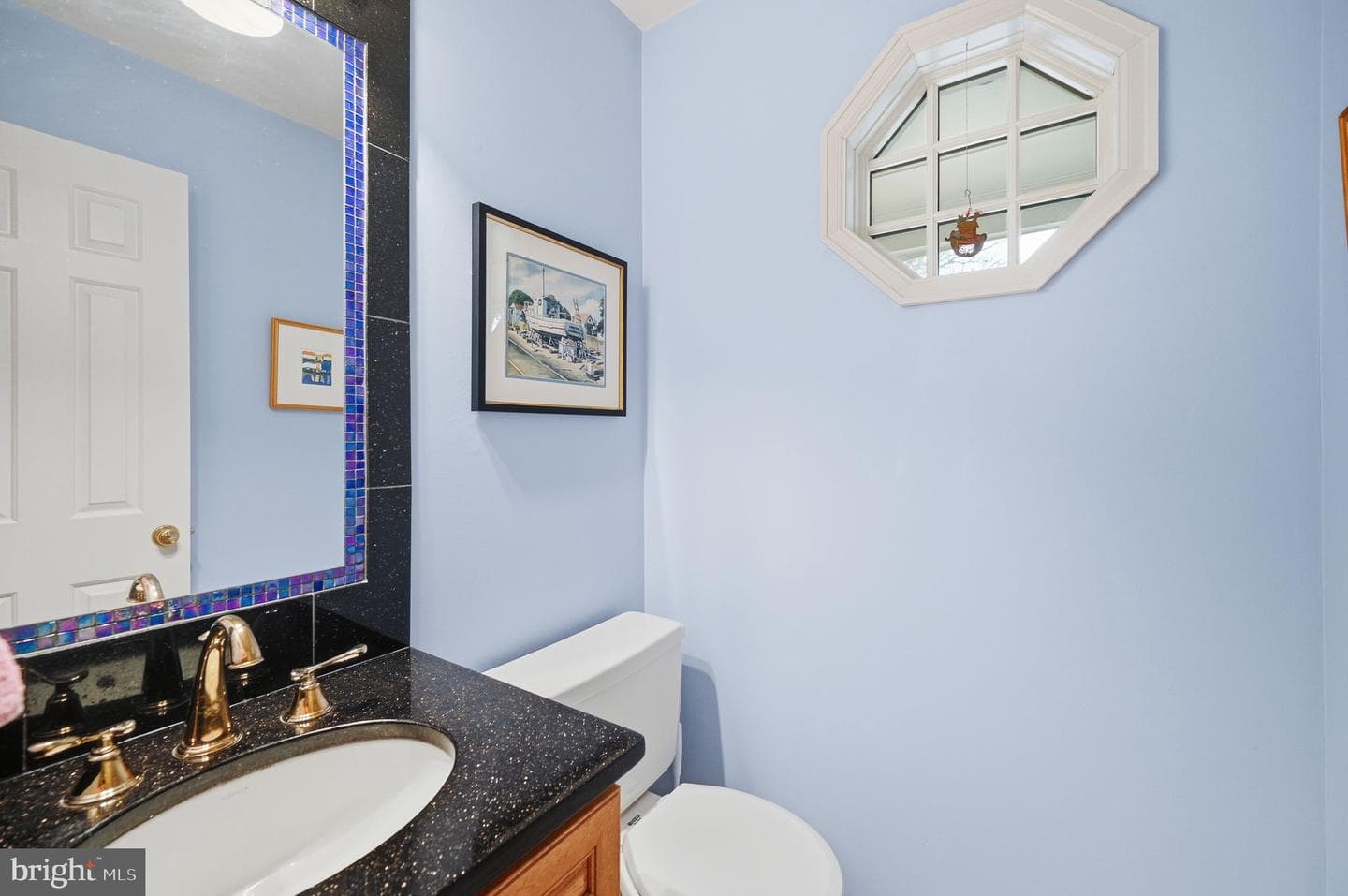 2218 Wakerobin Lane photo 24
