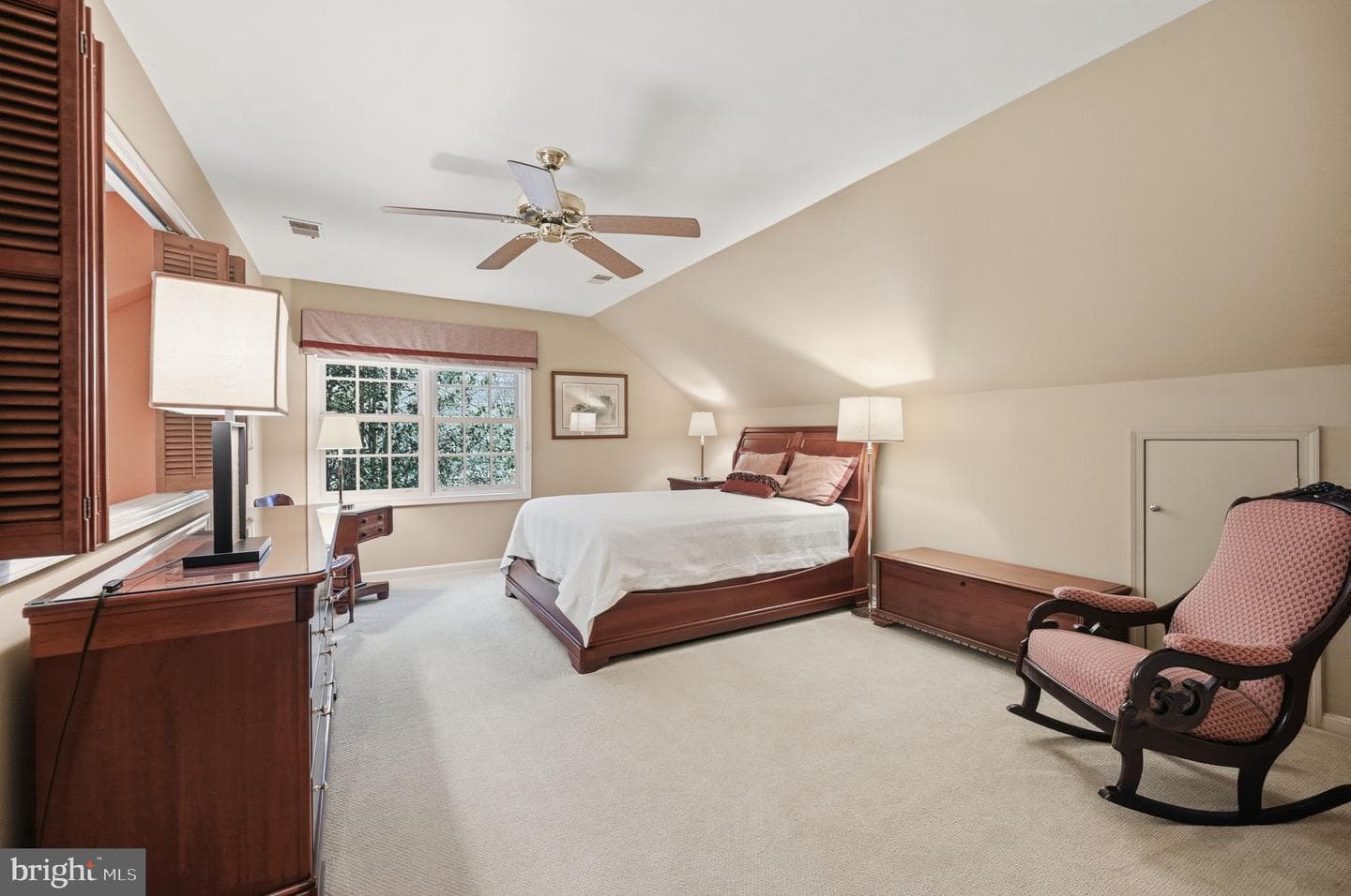 2218 Wakerobin Lane photo 31