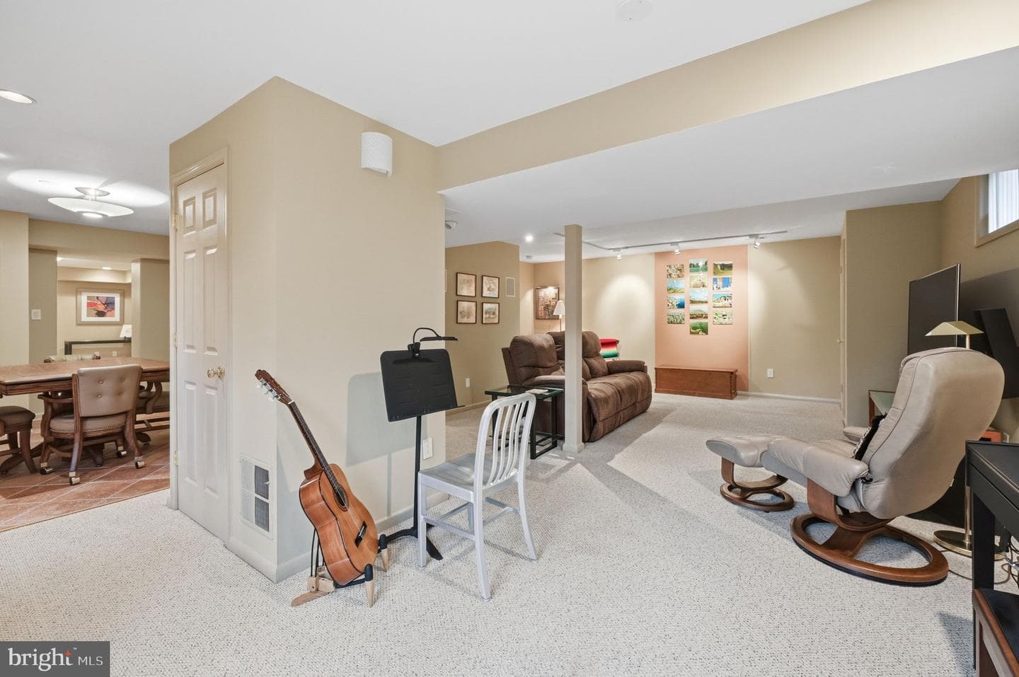 2218 Wakerobin Lane photo 41