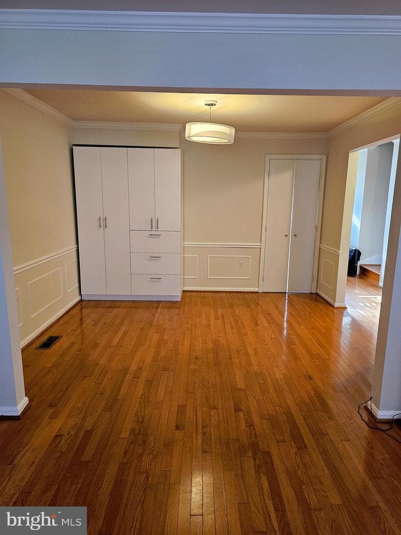 4313 Greenberry Lane photo 3