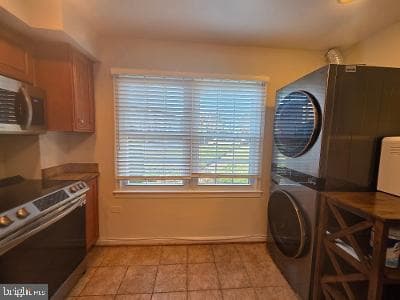 4313 Greenberry Lane photo 6