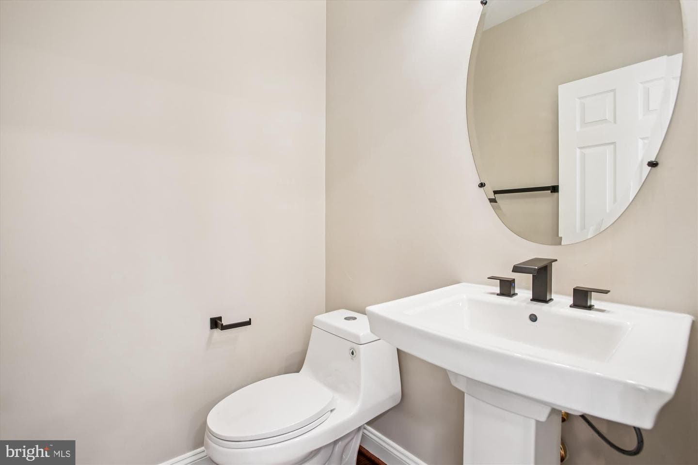 5450 Edsall Ridge Place photo 15