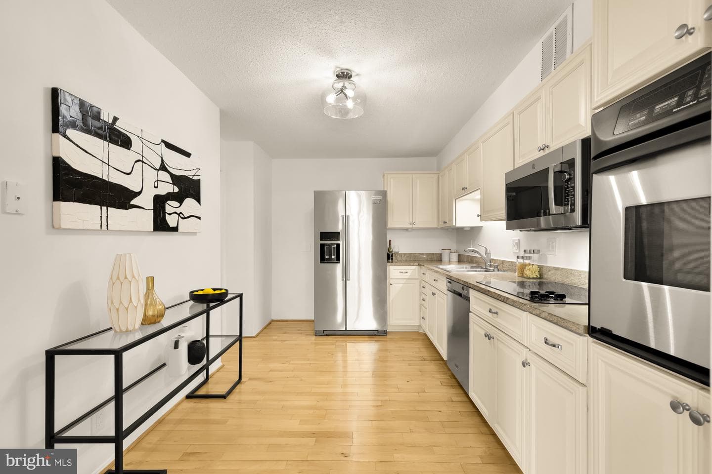 5901 Mount Eagle Drive #1116 photo 11