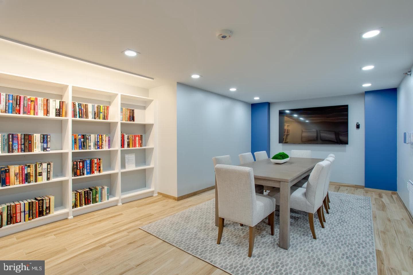 1808 Old Meadow Road #507 photo 24