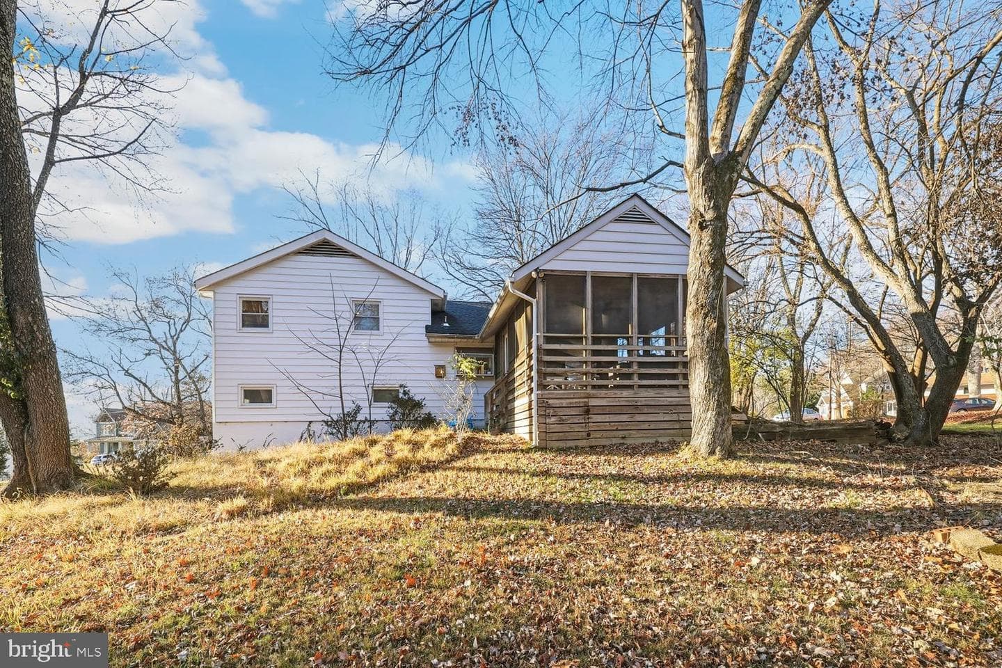 1105 Westbriar Court NE photo 16