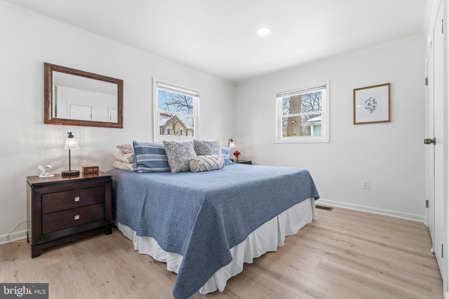 2914 Douglas Street photo 15