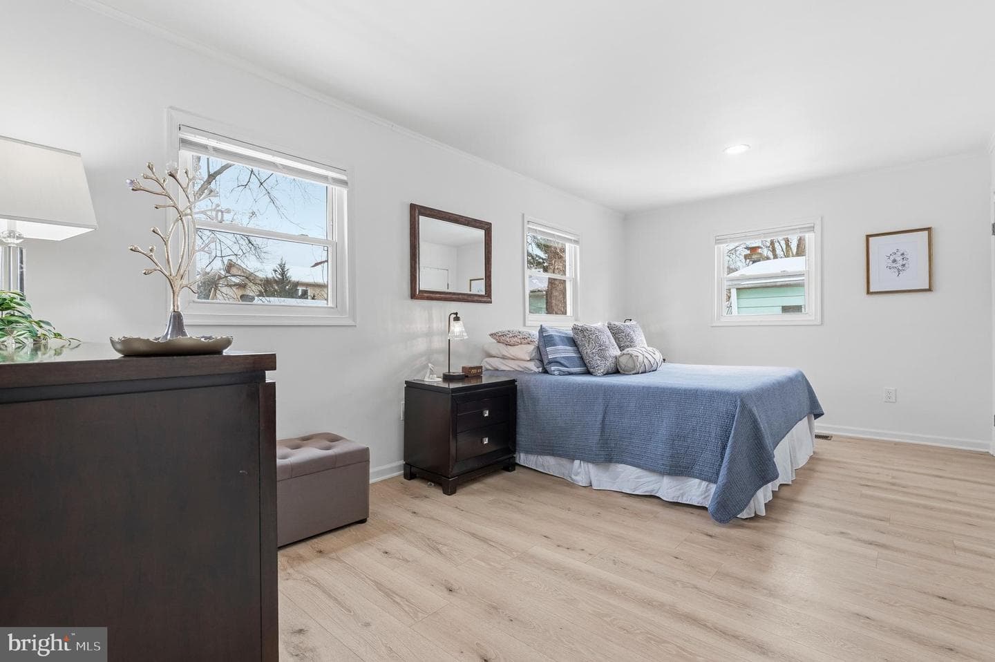 2914 Douglas Street photo 17