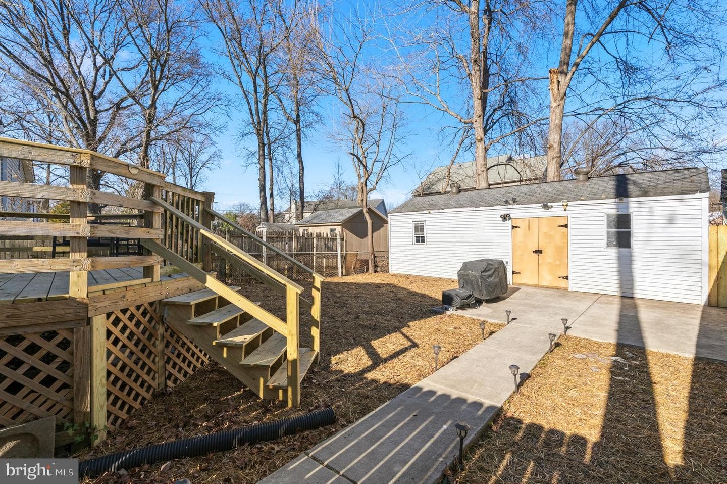 2914 Douglas Street photo 31