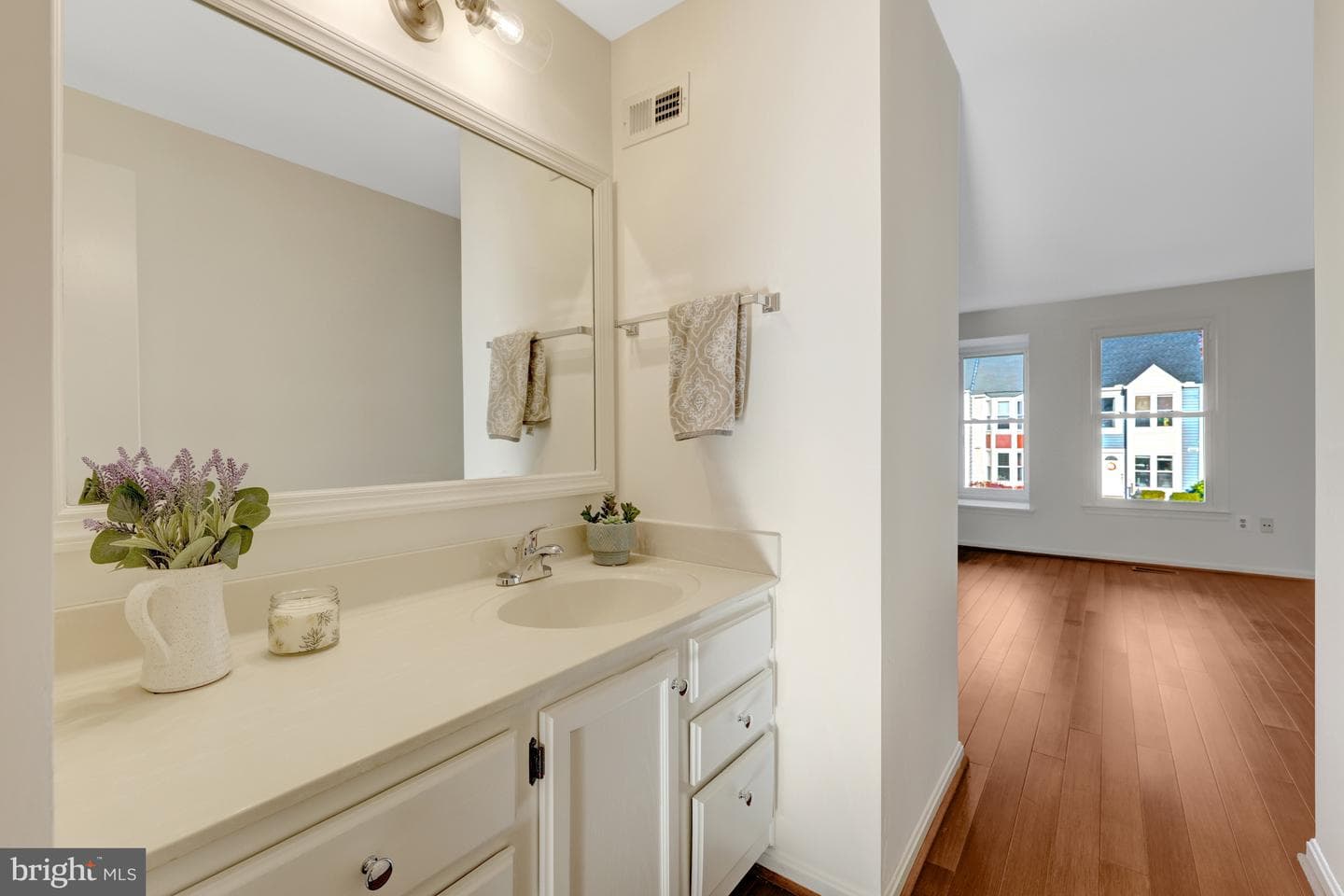 11200 Silentwood Lane photo 26