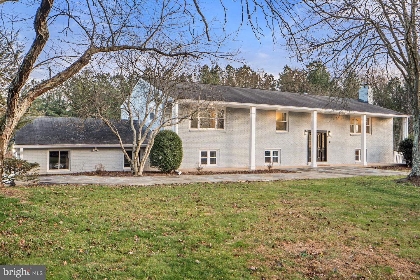 3017 Leefield Drive photo 3