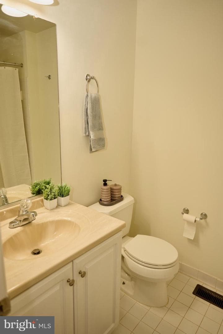 7701 Haynes Point Way #1909 photo 17