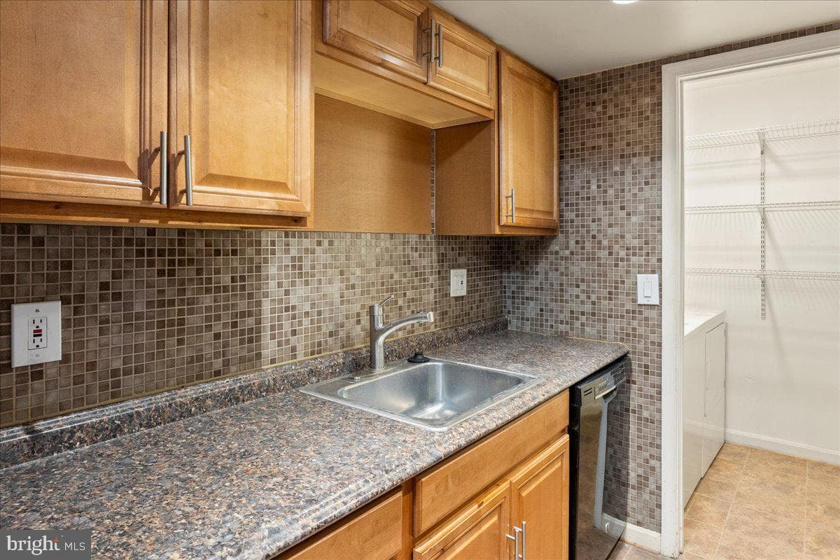 14903 Rydell Road #104 photo 10