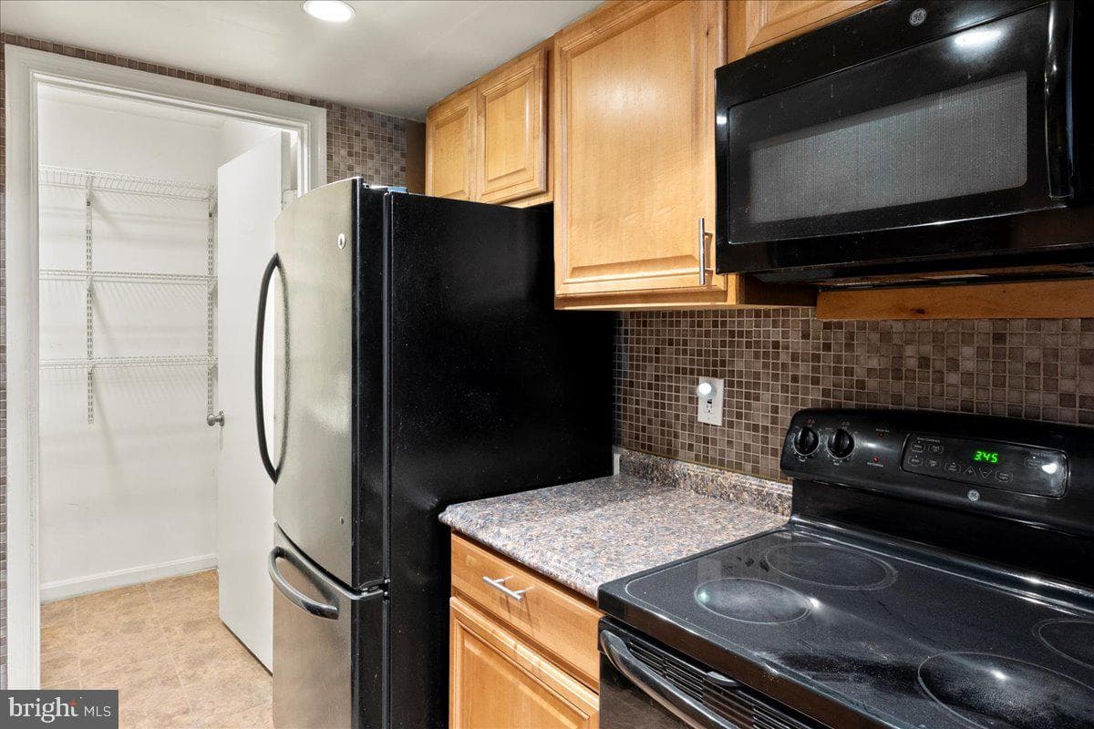 14903 Rydell Road #104 photo 11
