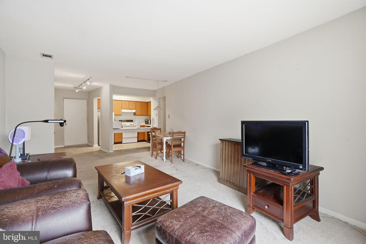 5772 Rexford Court photo 10