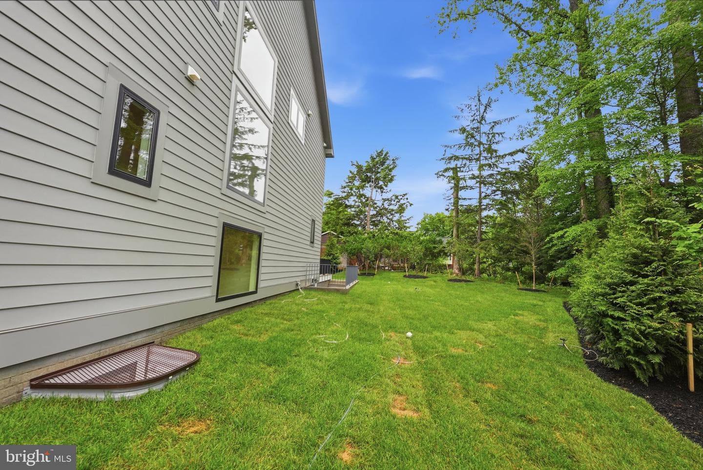 2530 Stuart Place photo 104