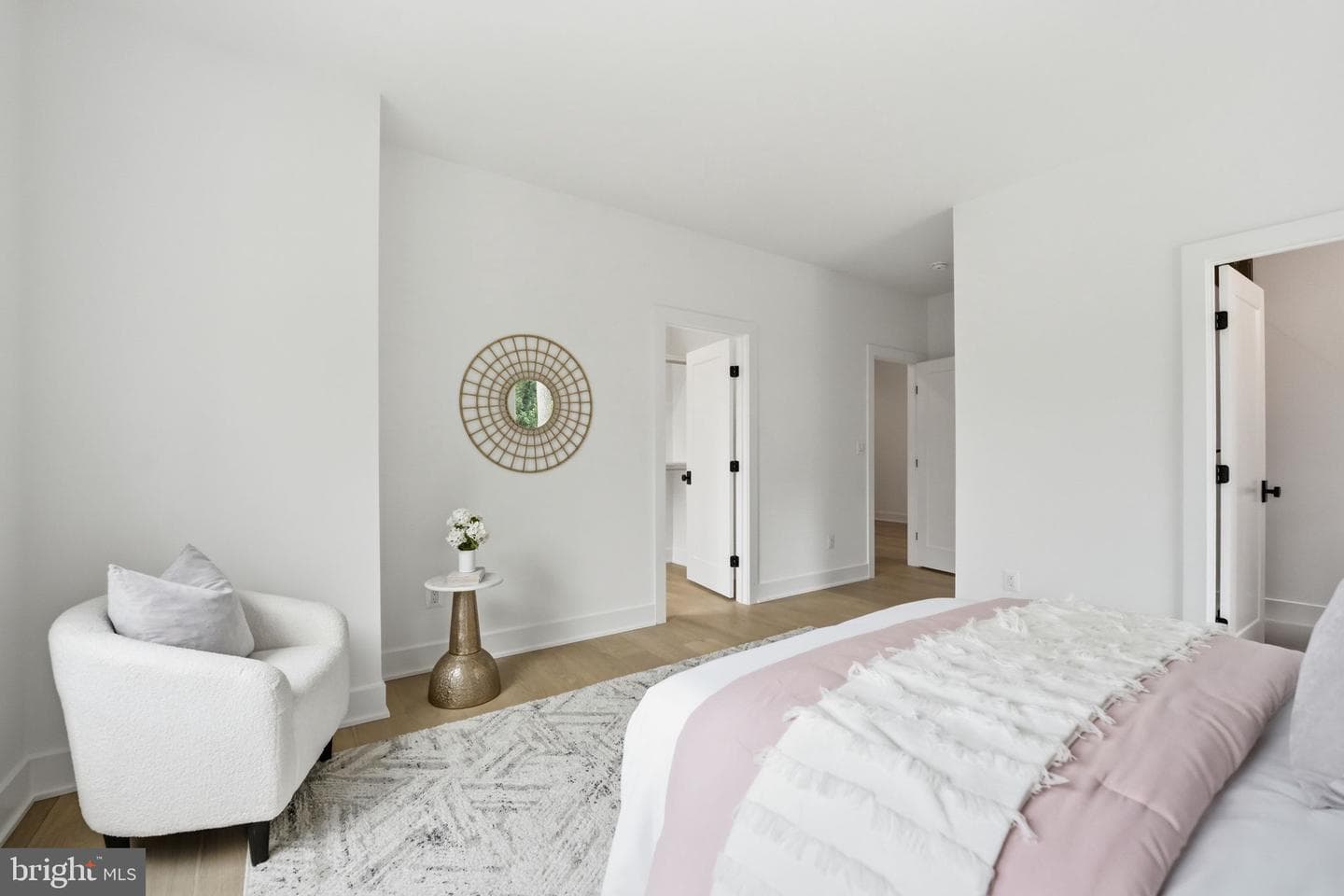2530 Stuart Place photo 48