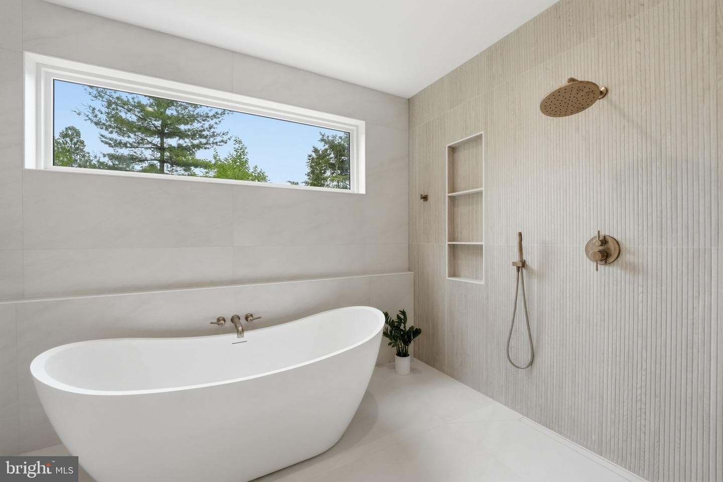 2530 Stuart Place photo 64