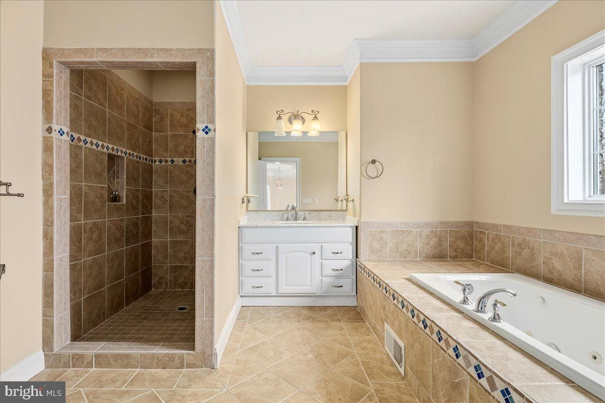 11846 Chapel Road photo 96