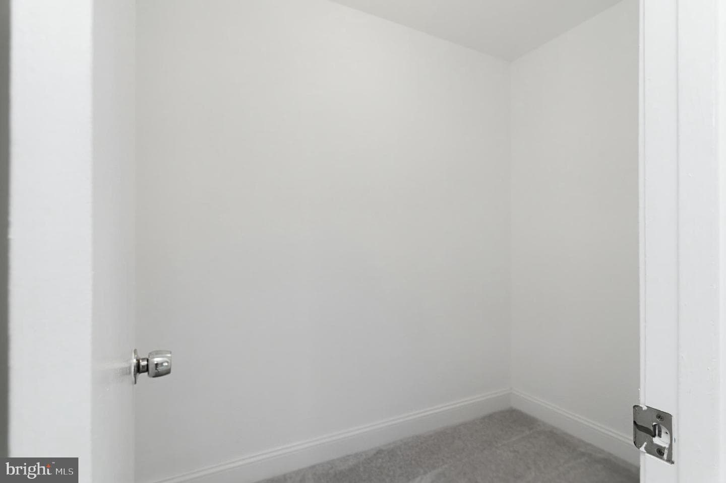 2920 Fairmont Street photo 23