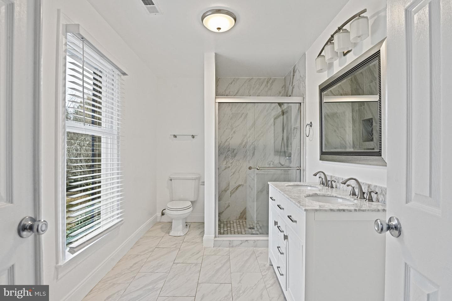355 Springvale Road photo 23