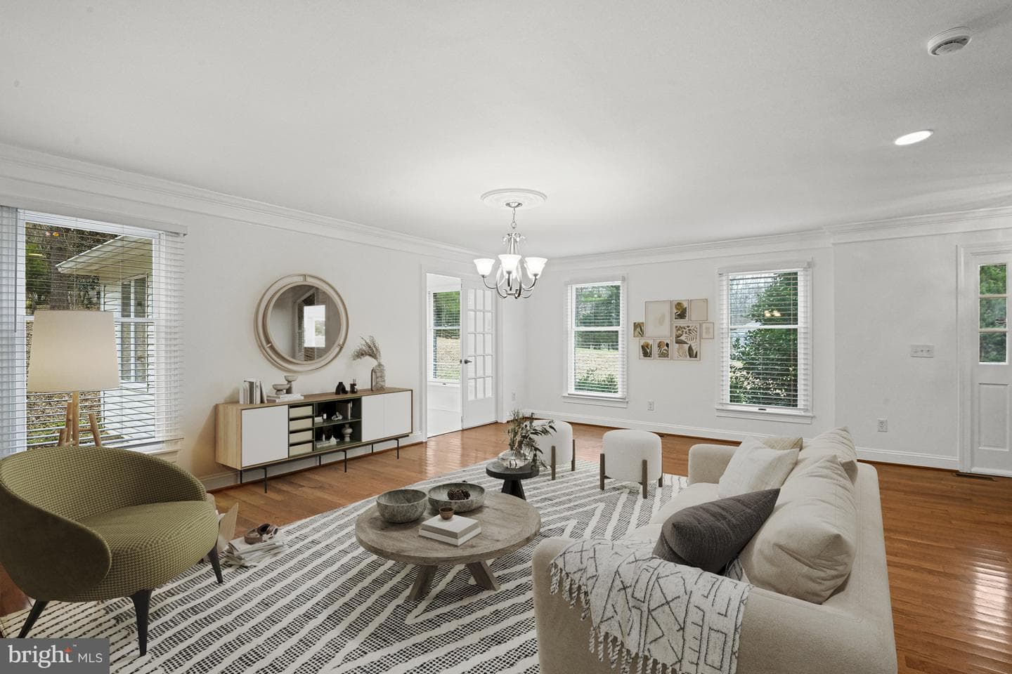 355 Springvale Road photo 8