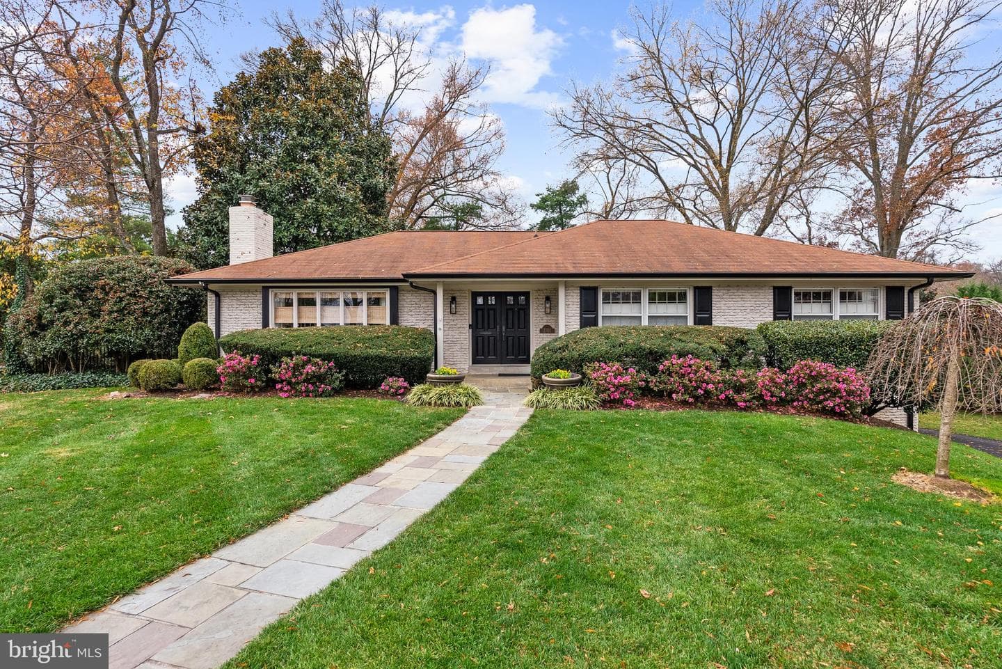 1101 Gatewood Drive photo 2