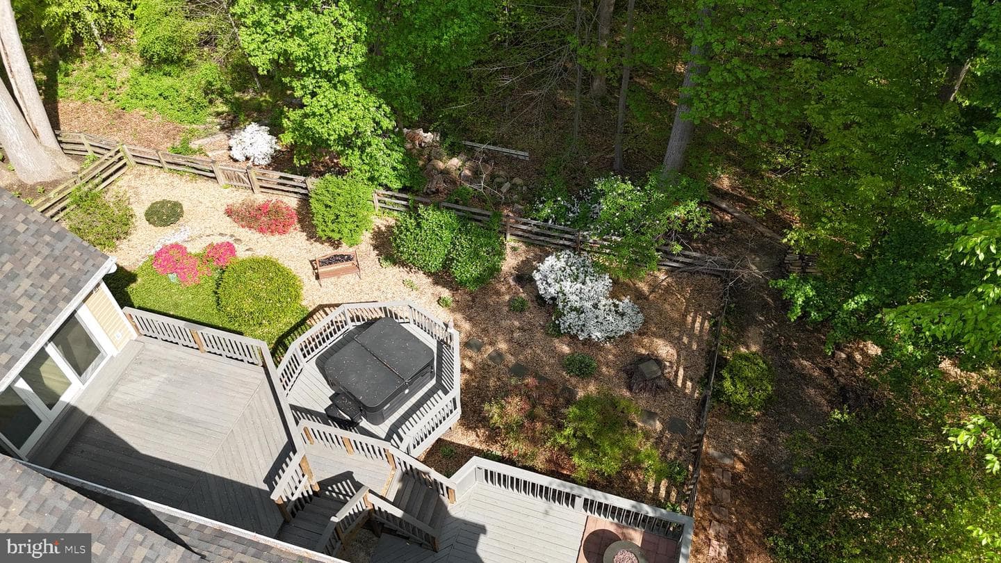 6104 Harmon Place photo 7