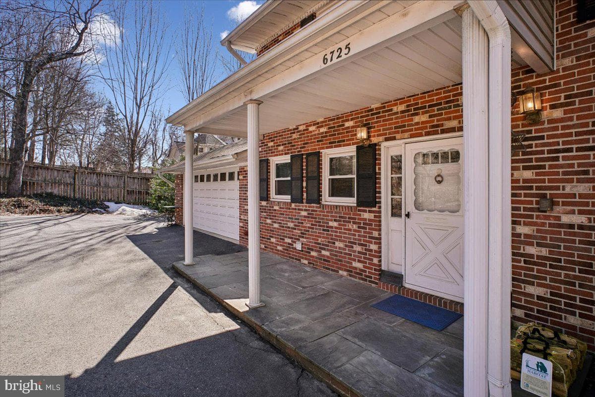 6725 Alpine Drive photo 3