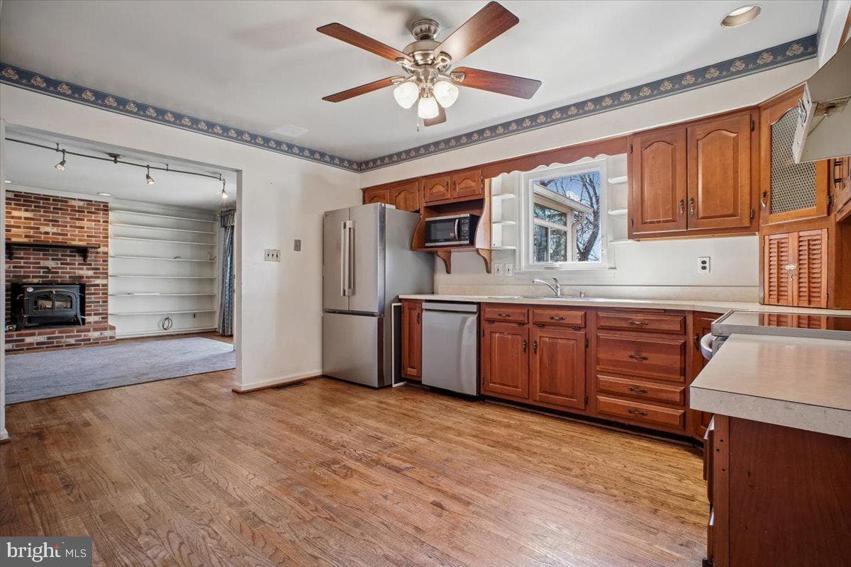 6725 Alpine Drive photo 9