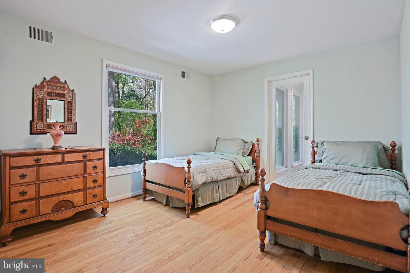 951 Captain Hickory Drive photo 23