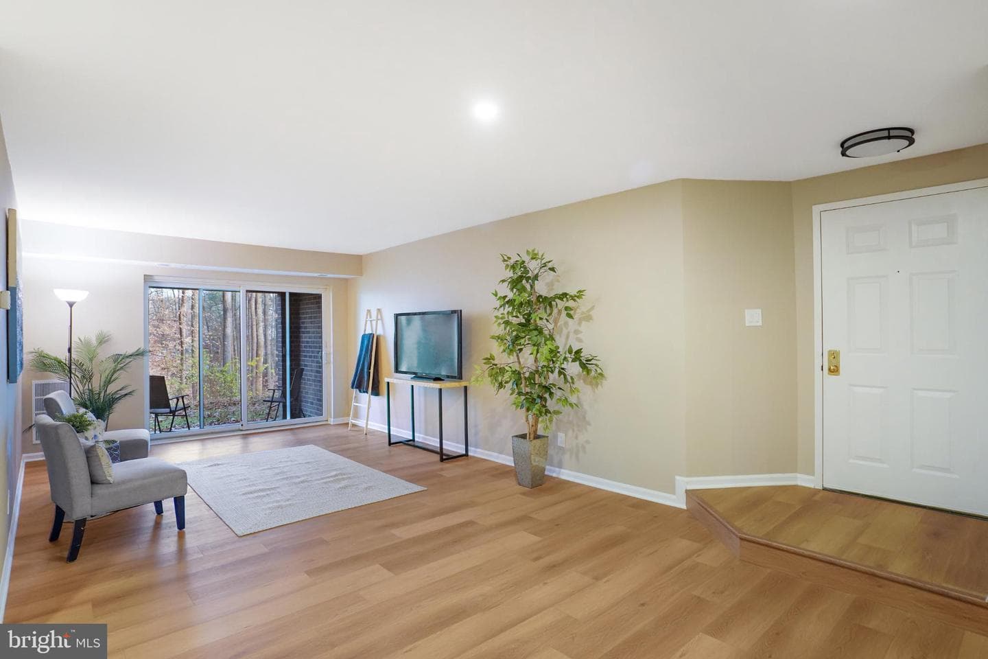 5825 Cove Landing Road #101 photo 6