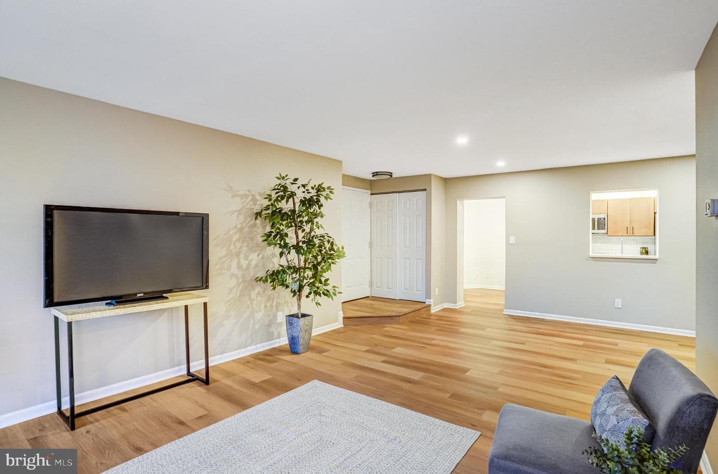 5825 Cove Landing Road #101 photo 8